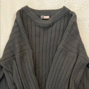 SO Gray Crewneck Sweater with Ribbed Texture